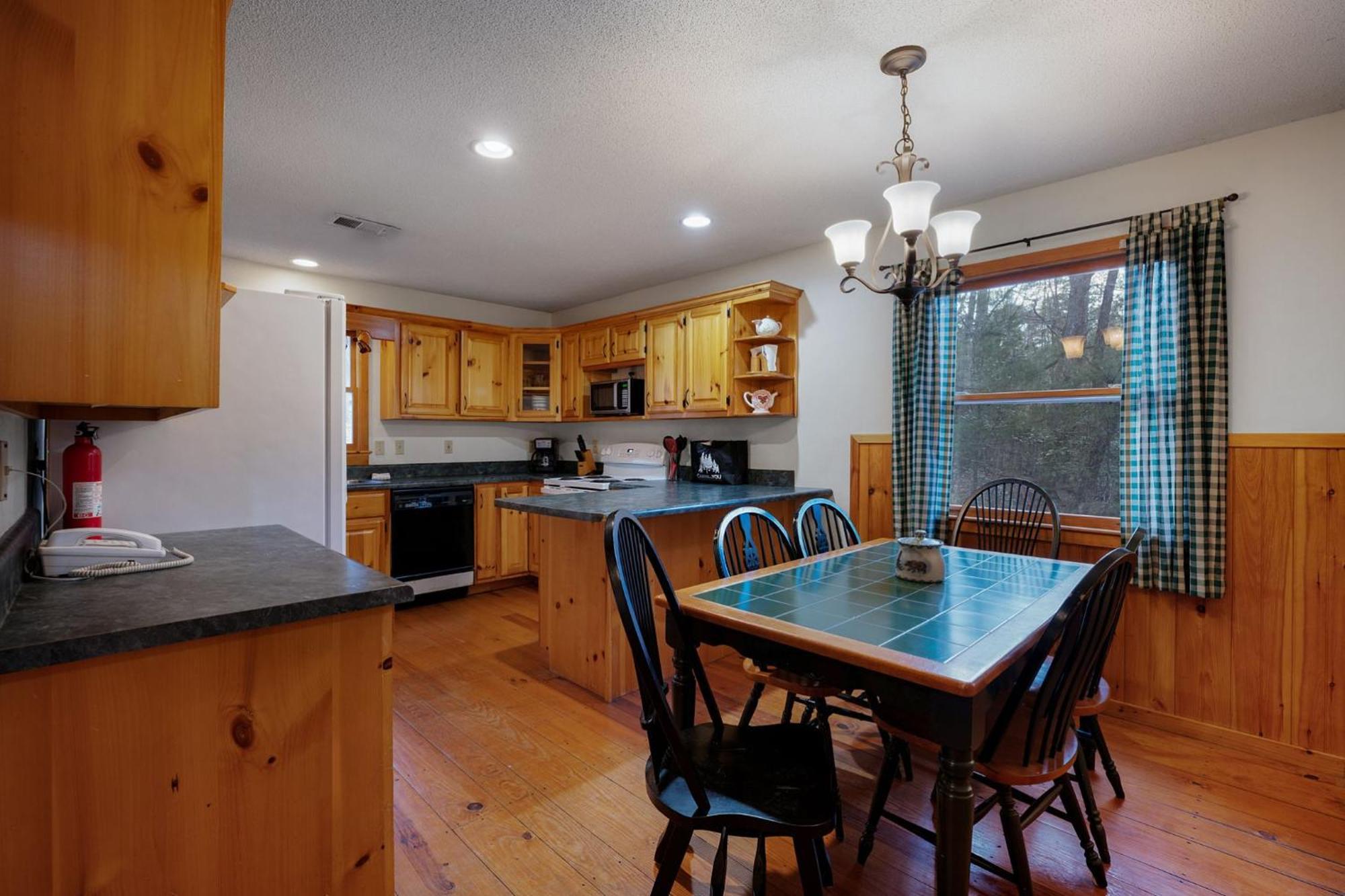Peaceful Living Minutes From Blue Ridge Hot Tub Pool Table Villa Exterior foto
